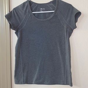 Zella like new short sleeve soft cotton gray work out top